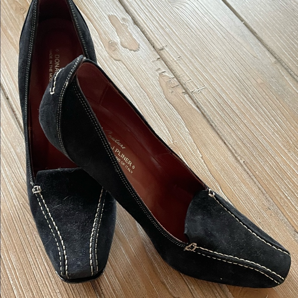 Courtier Donald Pliner Pumps